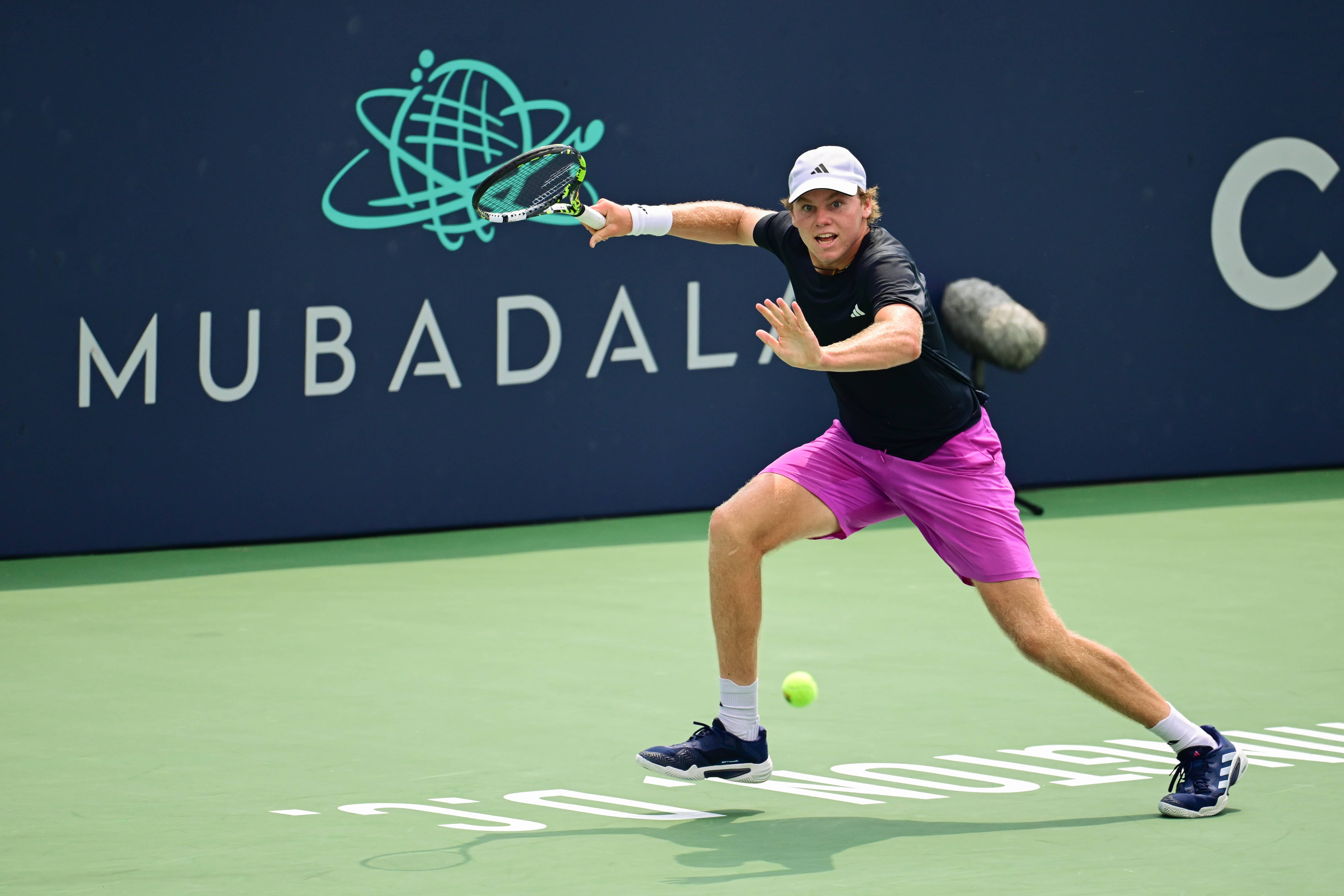 Tokyo Take-Off! Shapovalov Serves Past Johnson